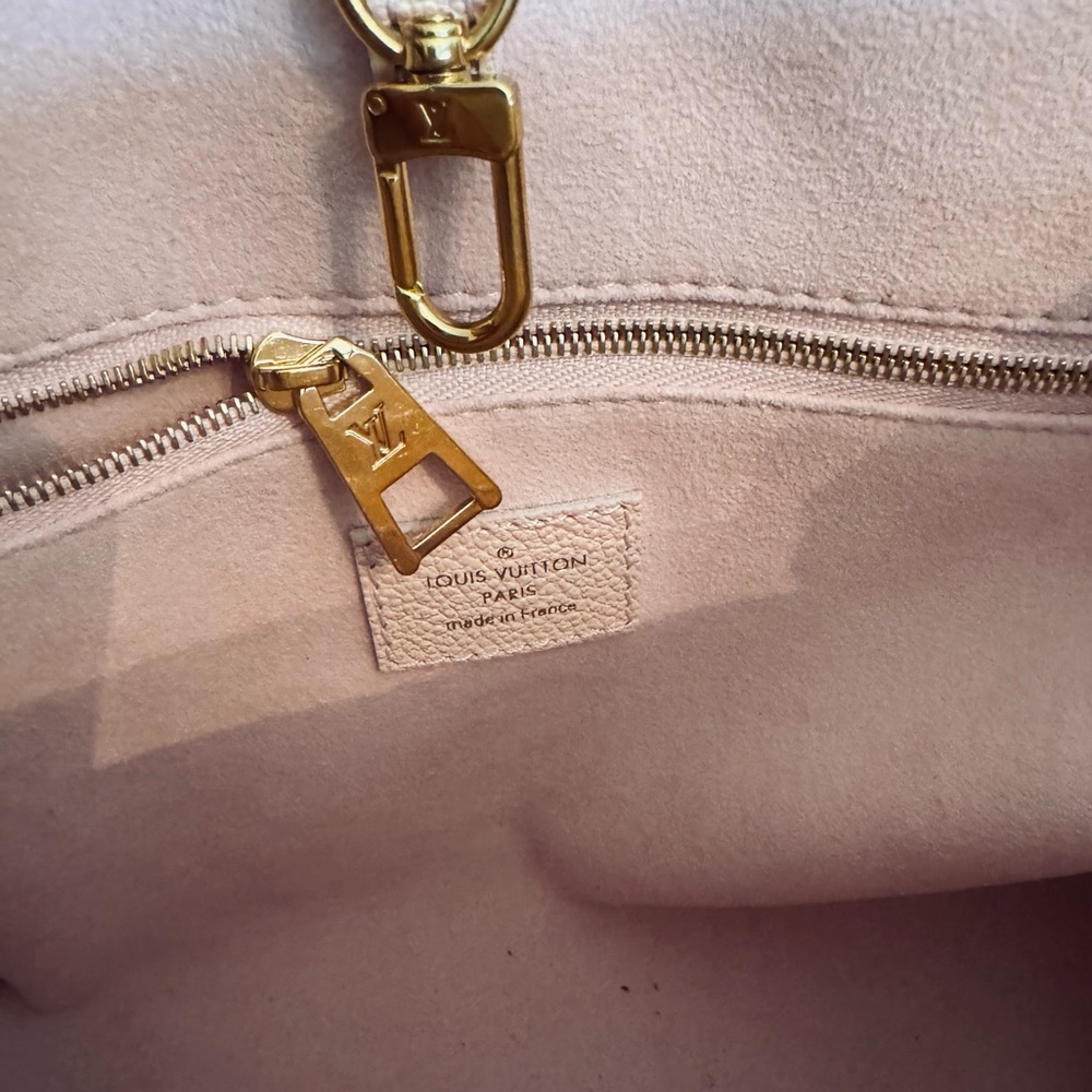 Louis Vuitton On The Go PM Summer Rose - Picture 9 of 12